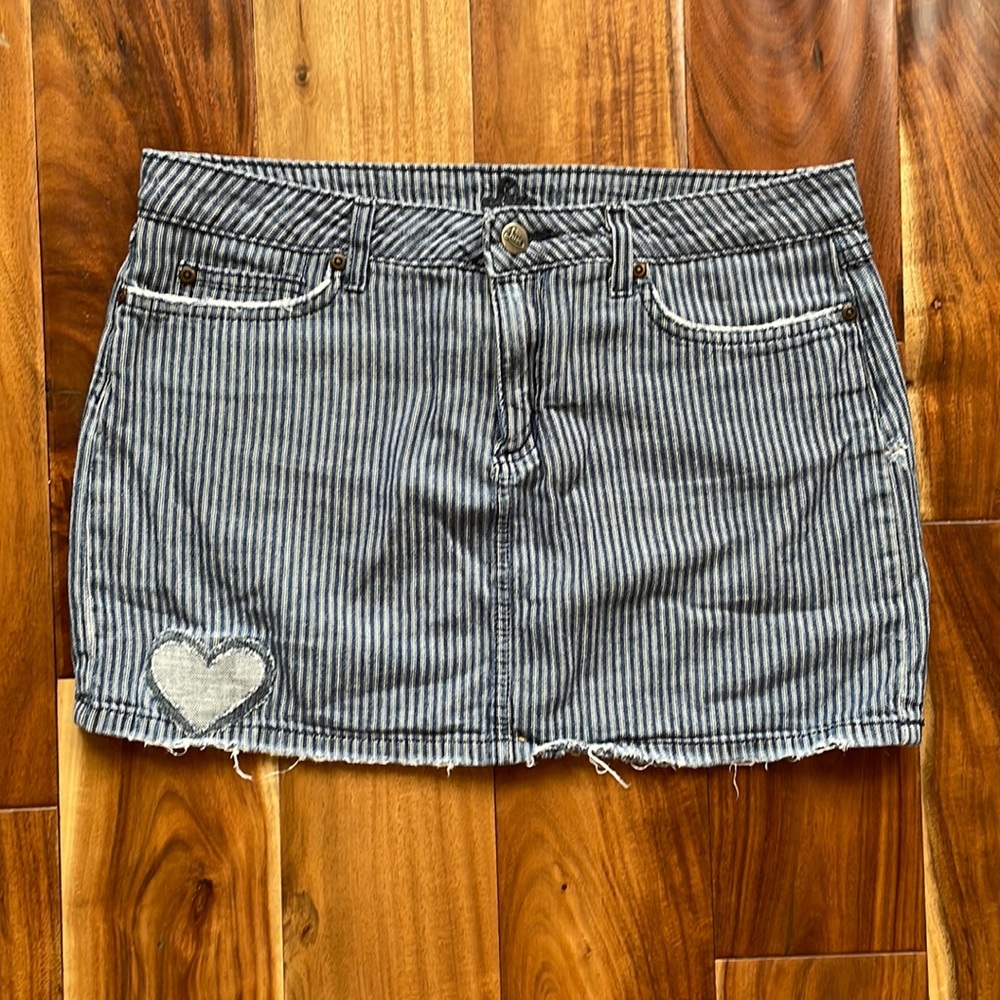 Railroad stripe mini skirt